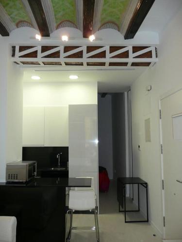 Apartamentos Hiedra Y Tapiner�a Mercado Central