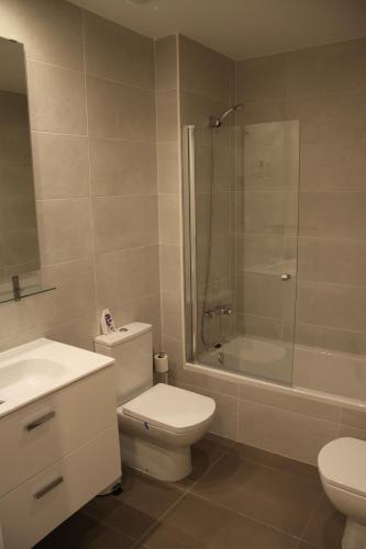 Apartamentos Hiedra Y Tapiner�a Mercado Central