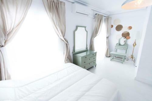 Wonderful, Luminous, And Spacious Apartment!