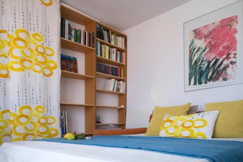 Olivia Apartment