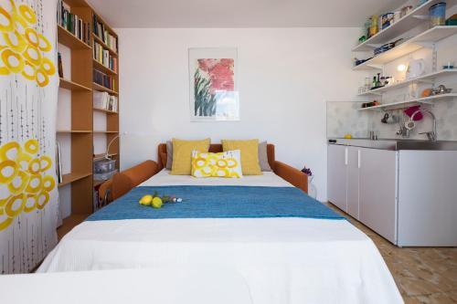 Olivia Apartment