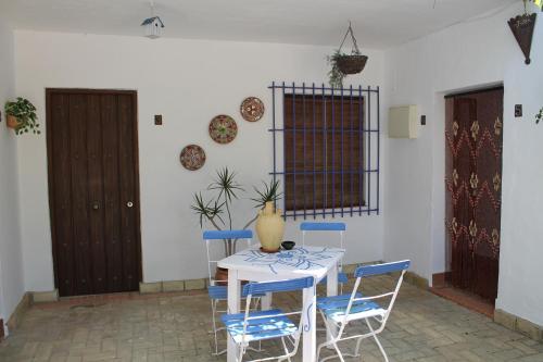 Hostal Alojamiento Rural "el Charco Del Sultan"