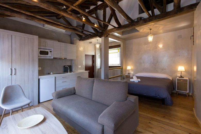 Los Lobos Suites Apartamentos