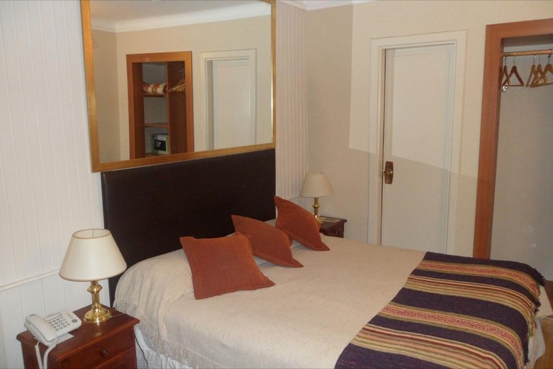 Hotel La Sure�a Hoster�a
