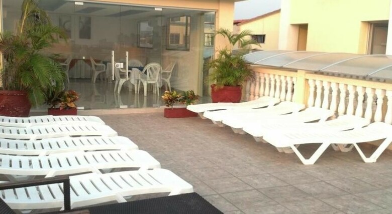 Hotel Lee