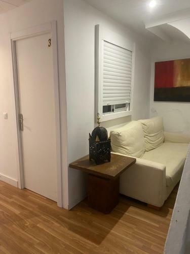 Inhouse Marbella Hostel