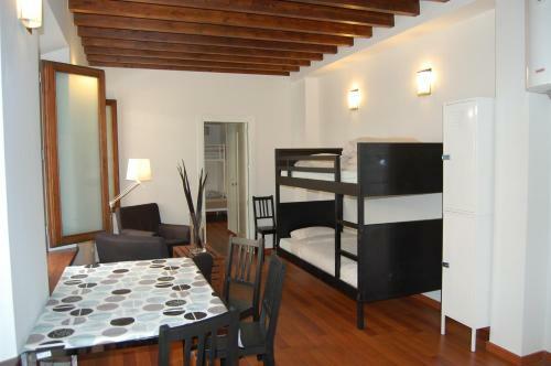 Albergue Granada Inn Backpackers