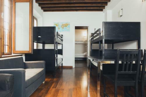 Albergue Granada Inn Backpackers
