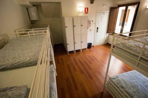 Albergue Granada Inn Backpackers