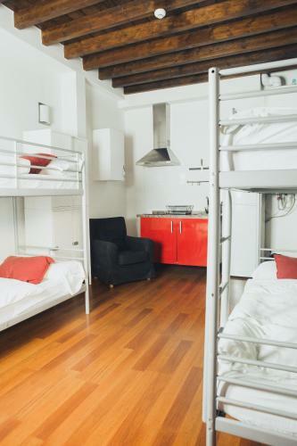 Albergue Granada Inn Backpackers