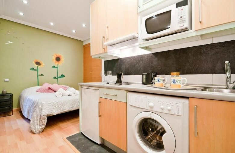 Gran Via Studio Apartments