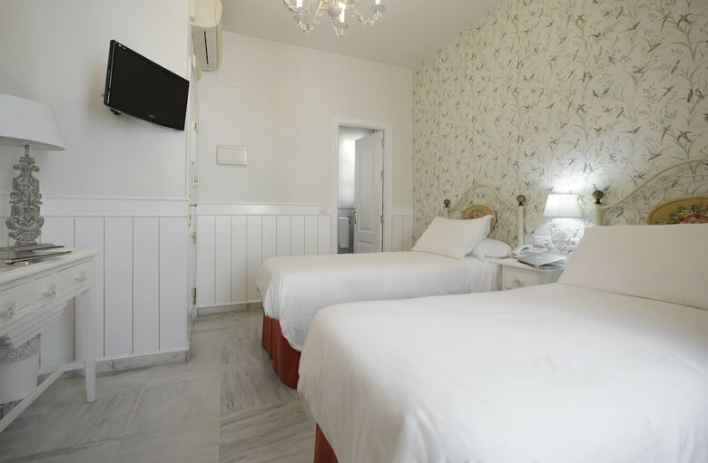 Hotel Puerta De Sevilla