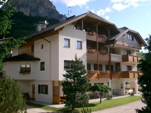 Aparthotel Residence Majarai