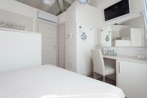 Hostal Dreams Guest House