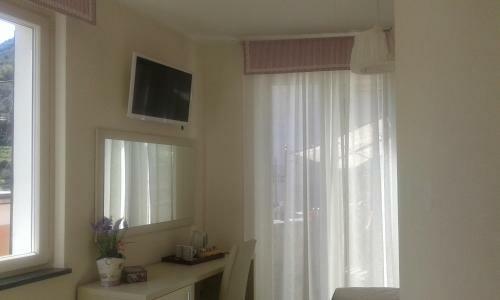 Hostal Dreams Guest House