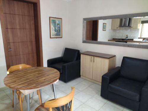 Santa Maria Villa Apartments