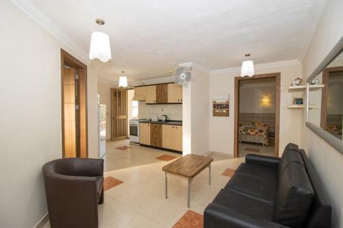 Santa Maria Villa Apartments