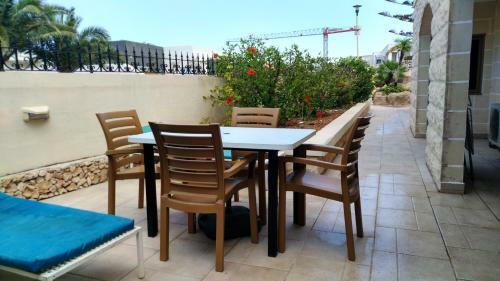 Santa Maria Villa Apartments