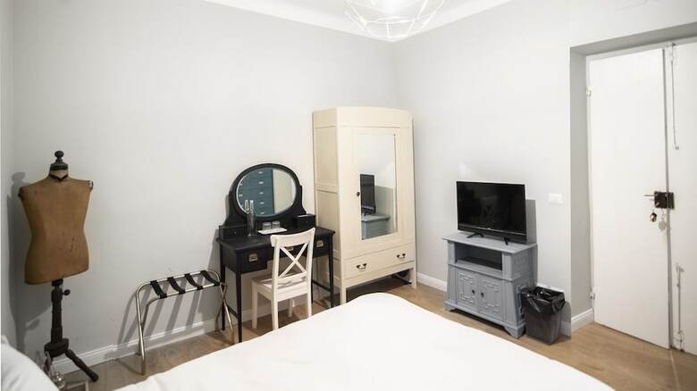 Hostal La Piazzetta Rooms