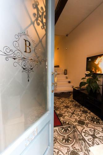Hostal Backstage Boutique Townhouse