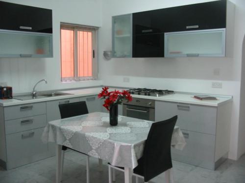 Hostal Attard Guest House