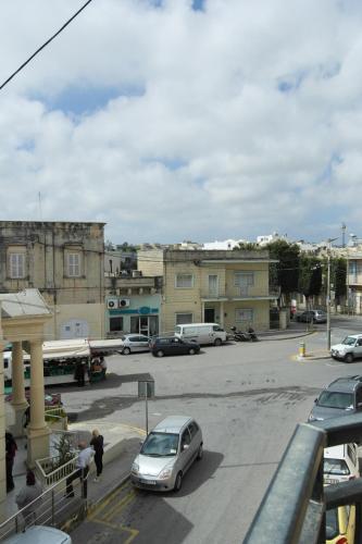 Hostal Attard Guest House