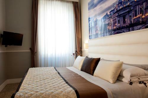 Hostal La Mongolfiera Rooms In Navona