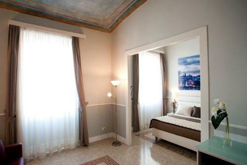 Hostal La Mongolfiera Rooms In Navona