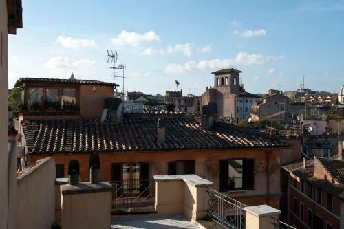 Hostal La Mongolfiera Rooms In Navona