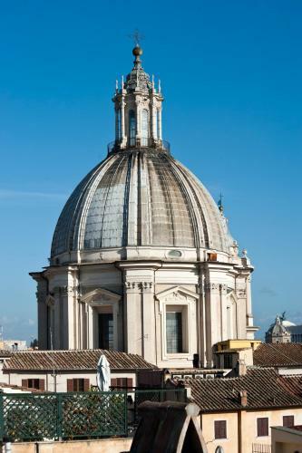 Hostal La Mongolfiera Rooms In Navona