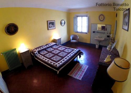 Hostal Bassetto Guesthouse