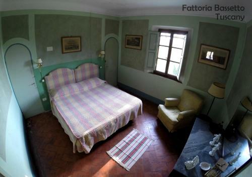 Hostal Bassetto Guesthouse