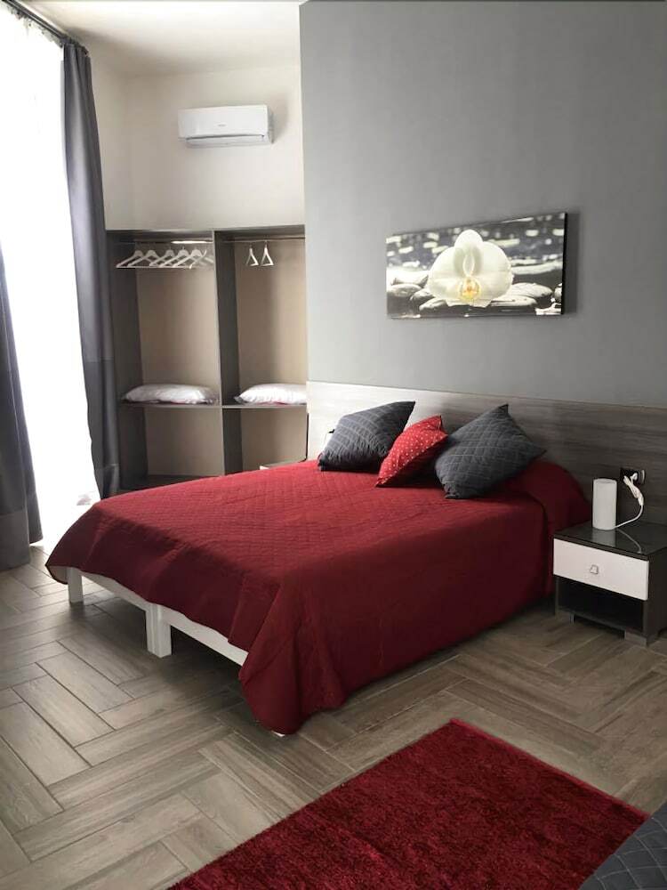 Bed & Breakfast La Dimora Di Garibaldi