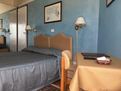 Hotel Universo