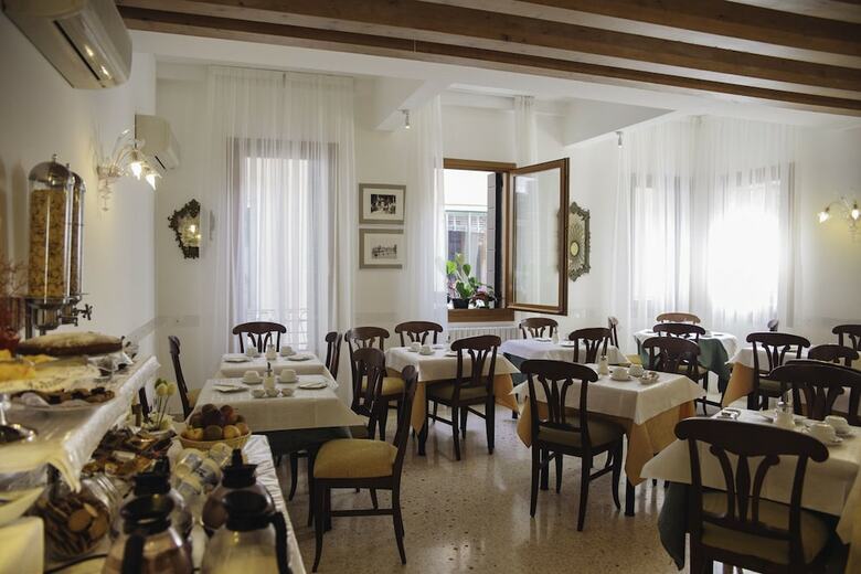 Hotel Antigo Trovatore