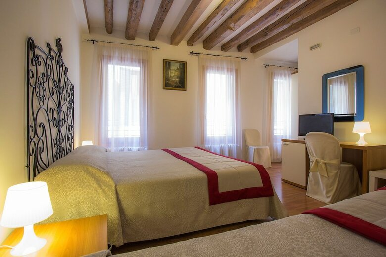 Hotel Antigo Trovatore