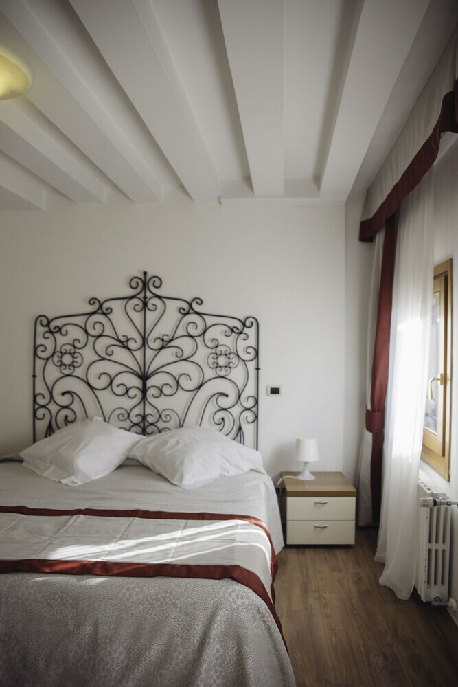 Hotel Antigo Trovatore