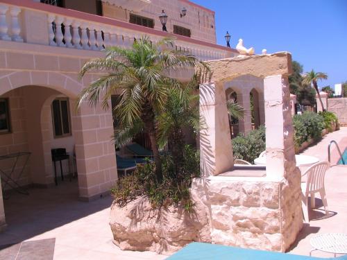 Santa Maria Villa Apt (a)