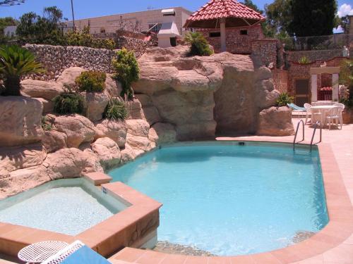 Santa Maria Villa Apt (a)