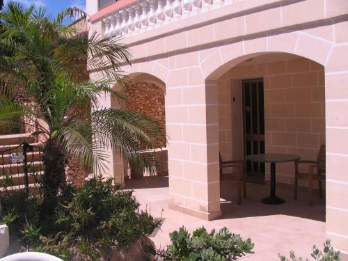 Santa Maria Villa Apt (a)