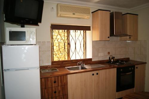 Santa Maria Villa Apt (a)