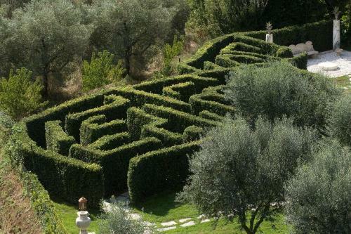 Sovana Hotel & Resort