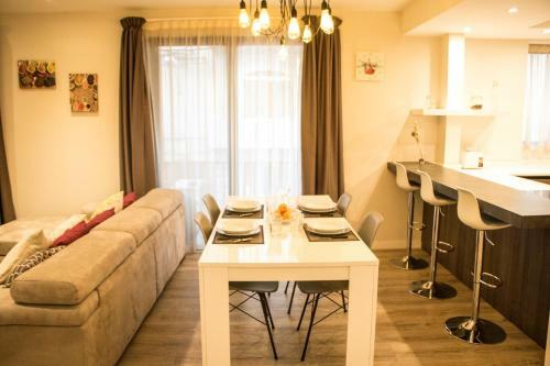 Hostal Luxury Msida Circle Apartment