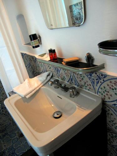 Hostal Pensione La Sirena