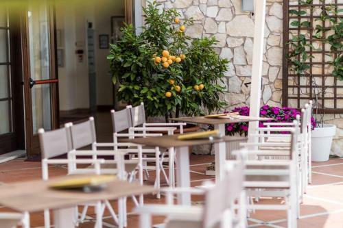 Hotel Madrigale - The Panoramic Resort