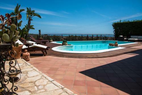 Bed & Breakfast Villa Carly Apartment With Private Pool