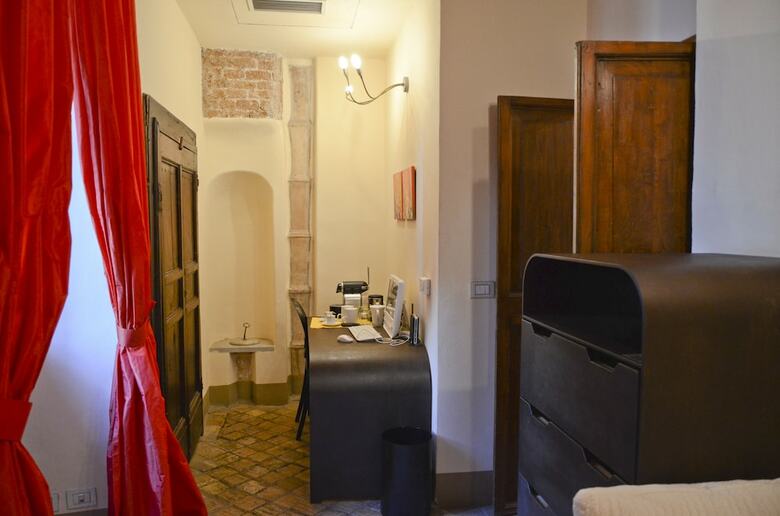 Bed & Breakfast Residenza Torre Colonna