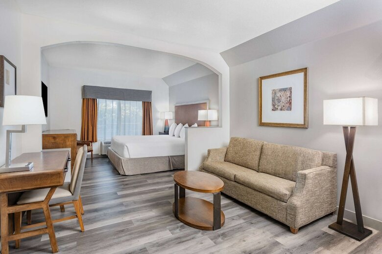 Hotel Ramada Limited Suites