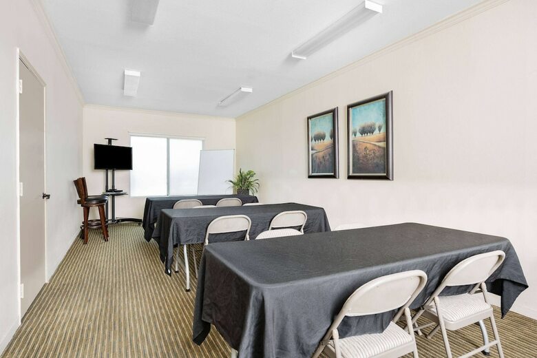 Hotel Ramada Limited Suites