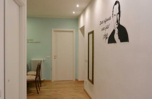 Hostal Rooms Of Love